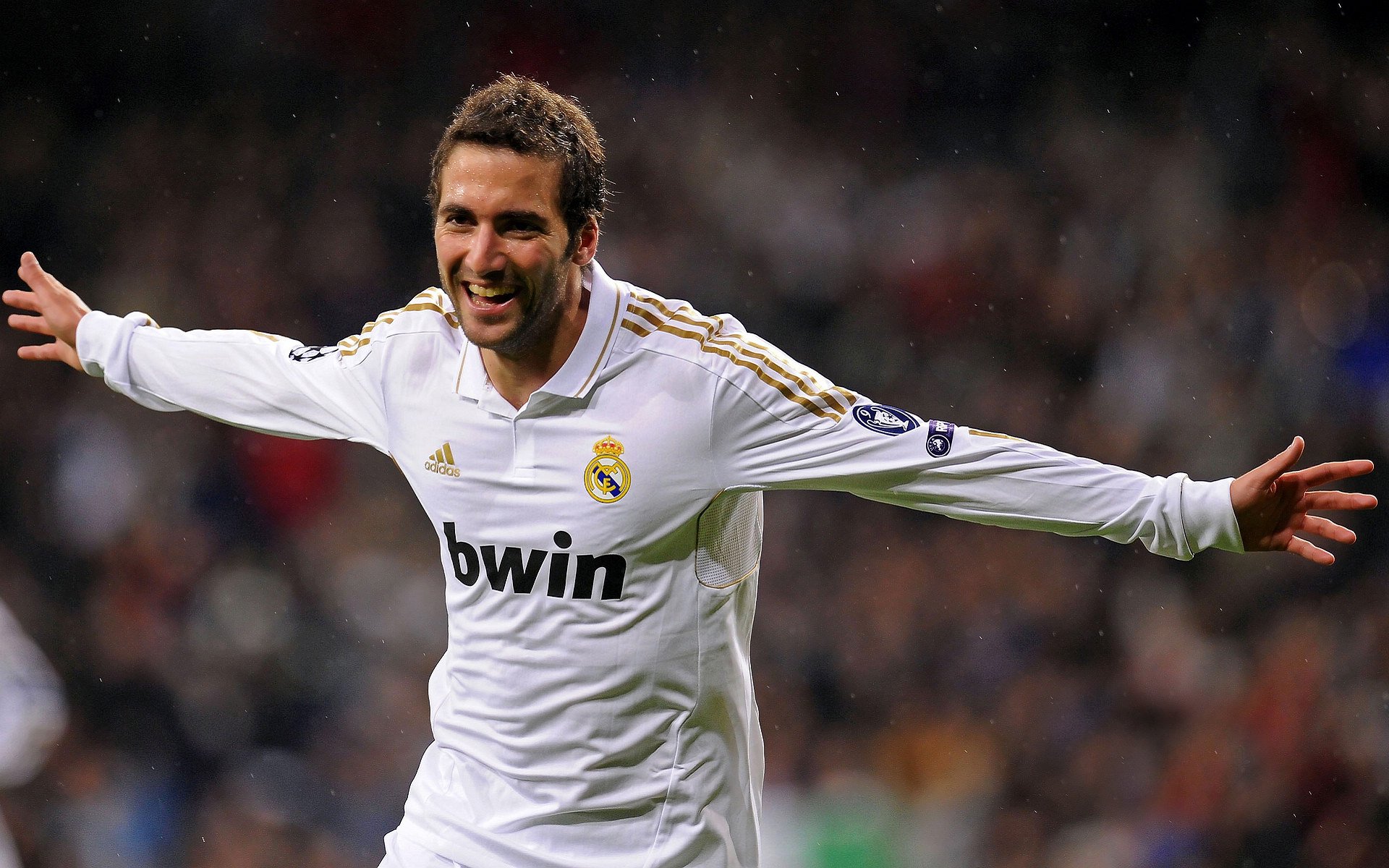 柯洁连胜五局冲击世界第一,柯洁获胜